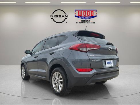Used 2016 Hyundai Tucson SE w/ Option Group 12 FWD image 2