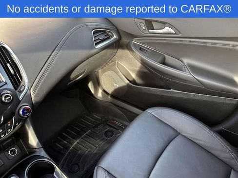 Used 2017 Chevrolet Cruze Premier image 32