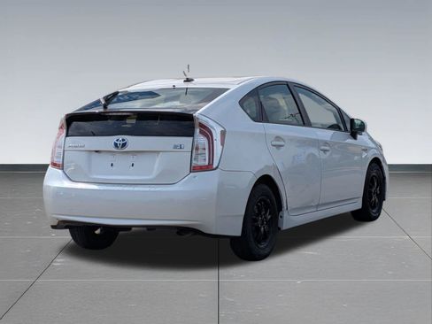 Used 2014 Toyota Prius Four FWD image 5