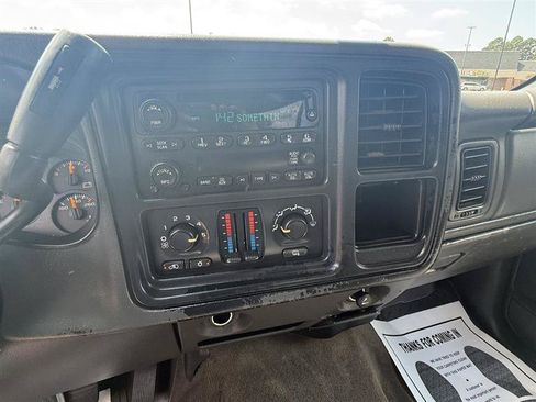 Used 2006 Chevrolet Silverado 1500 LT w/ Light Duty Power Package AWD/4WD image 14