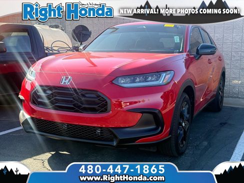 Used 2025 Honda HR-V Sport image 1