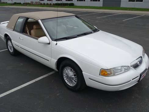 Used 1997 Mercury Cougar XR7 image 9