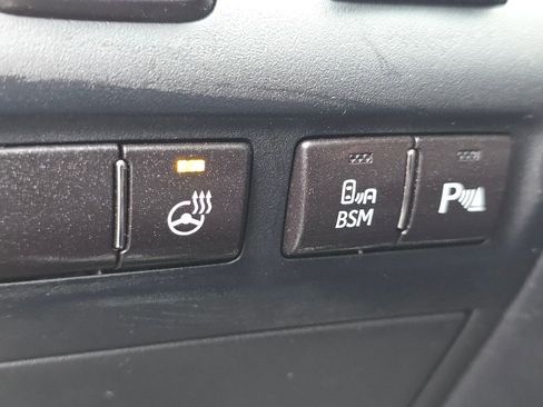 Used 2014 Lexus LS 460 AWD image 27