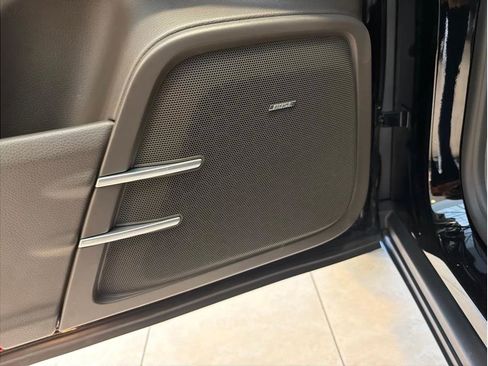 Used 2017 Porsche Cayenne Platinum Edition image 37