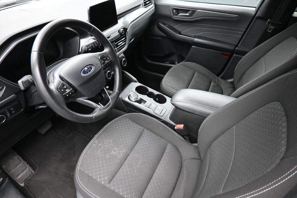 Used 2024 Ford Escape Active FWD image 20