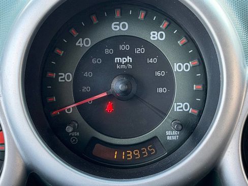 Used 2005 Honda Element LX image 19