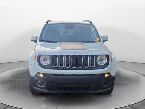 Used 2018 Jeep Renegade Latitude w/ Advanced Technology Group FWD image 8