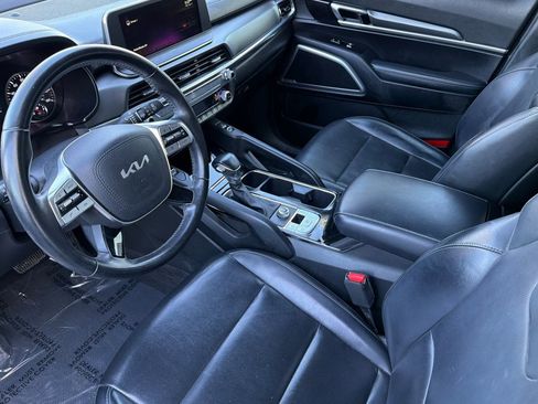 Used 2022 Kia Telluride S image 4