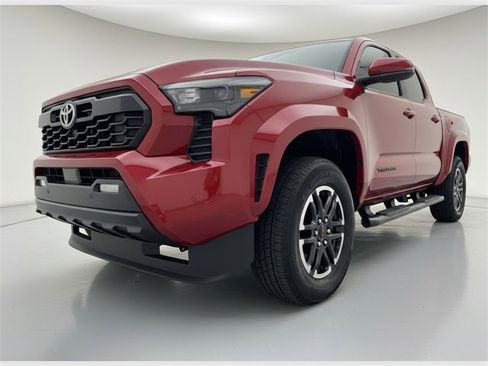 Used 2024 Toyota Tacoma TRD Sport image 4