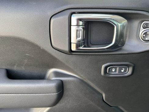 New 2026 Jeep Wrangler Unlimited Sport image 10