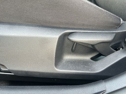 Used 2025 Toyota Camry LE FWD image 15