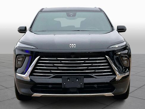 Certified 2025 Buick Enclave Preferred image 5