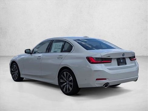 Used 2026 BMW 330i xDrive Sedan w/ Premium Package AWD/4WD image 8