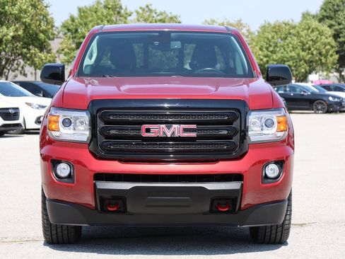 Used 2021 GMC Canyon AT4 w/ Driver Alert Package AWD/4WD image 2