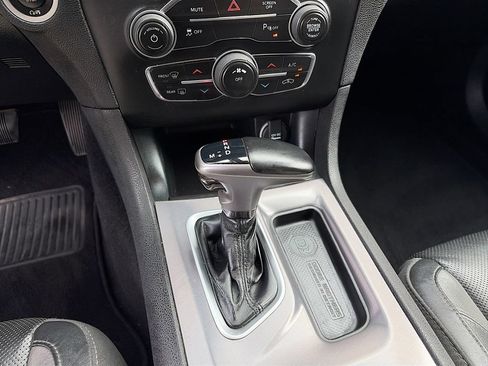 Used 2020 Dodge Charger SXT w/ Leather Interior Group RWD image 16