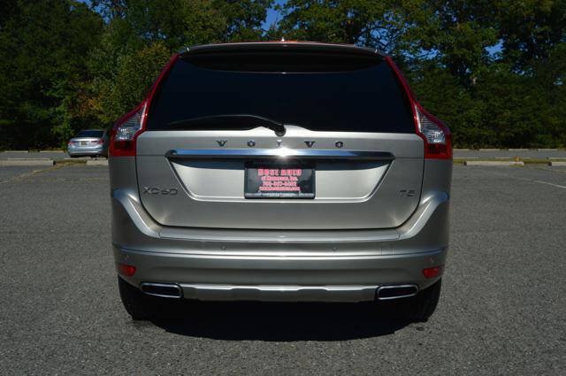 Used 2015 Volvo XC60 T5 Premier w/ Proximity Package FWD image 7