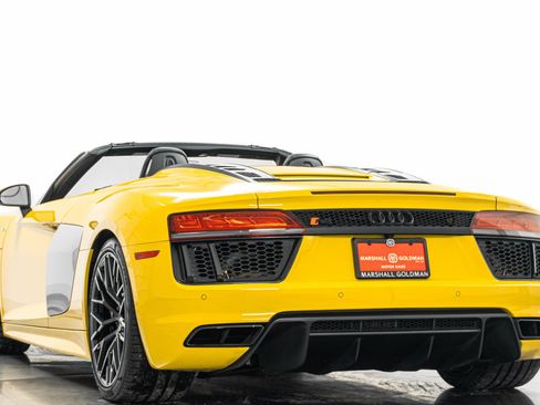 Used 2018 Audi R8 V10 AWD/4WD image 7