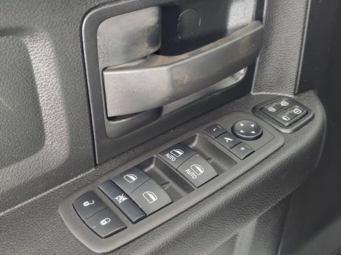 Used 2023 RAM 3500 Tradesman w/ Chrome Appearance Group image 15