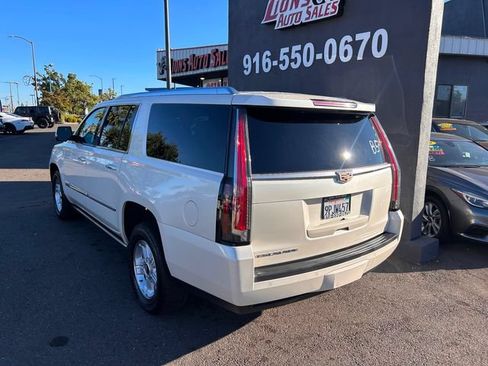 Used 2015 Cadillac Escalade ESV Premium RWD image 8