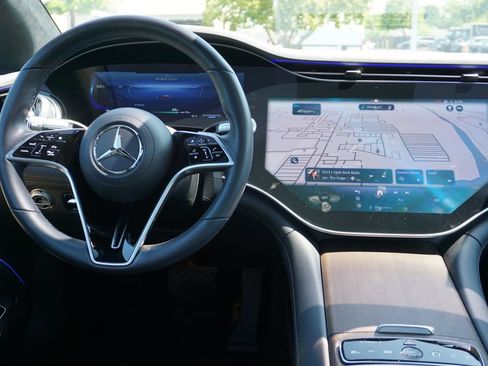 Certified 2023 Mercedes-Benz EQS 580 4MATIC Sedan image 48