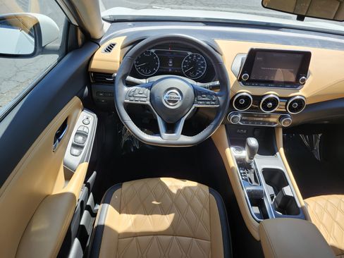 Used 2021 Nissan Sentra SV w/ SV Premium Package FWD image 26
