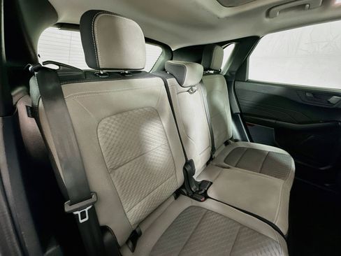 Used 2022 Ford Escape SE w/ SE Sport Appearance Package AWD/4WD image 26
