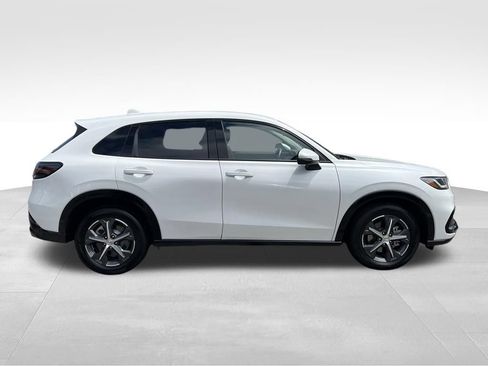 Used 2025 Honda HR-V EX-L image 6