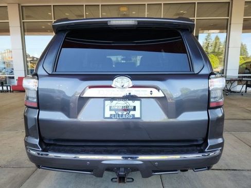Certified 2016 Toyota 4Runner Limited AWD/4WD image 10