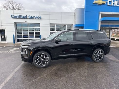 New 2026 Chevrolet Traverse High Country w/ LPO, Floor Liner Package image 4