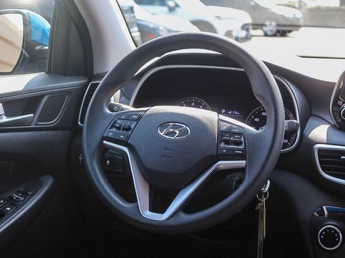 Used 2020 Hyundai Tucson SE w/ Cargo Package image 21