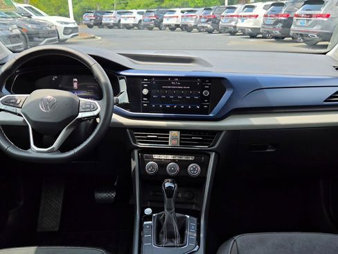 Certified 2023 Volkswagen Taos SE w/ Panoramic Sunroof Package FWD image 59