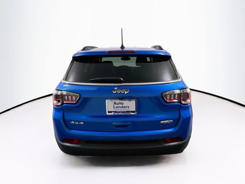 Used 2022 Jeep Compass Latitude AWD/4WD image 6