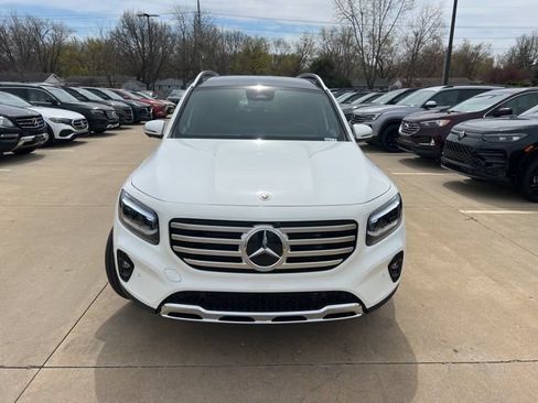 New 2026 Mercedes-Benz GLB 250 4MATIC image 2