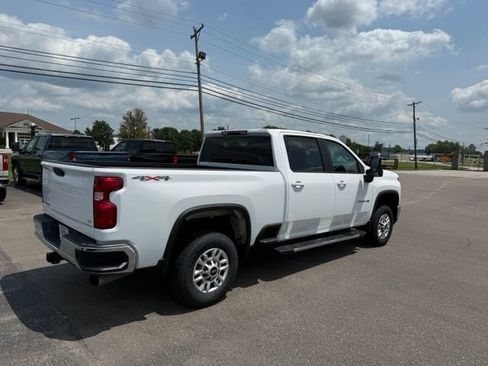 Used 2026 Chevrolet Silverado 2500 LT AWD/4WD image 7