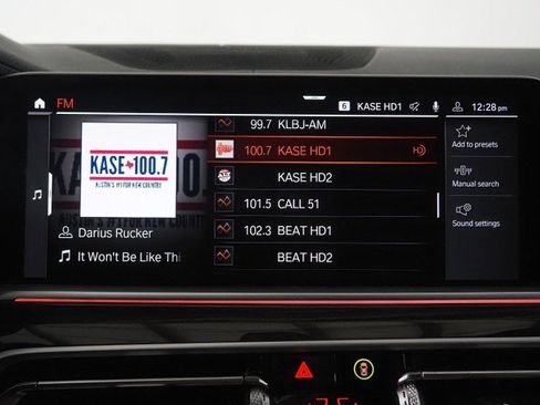 Used 2023 BMW X5 sDrive40i w/ Premium Package image 32