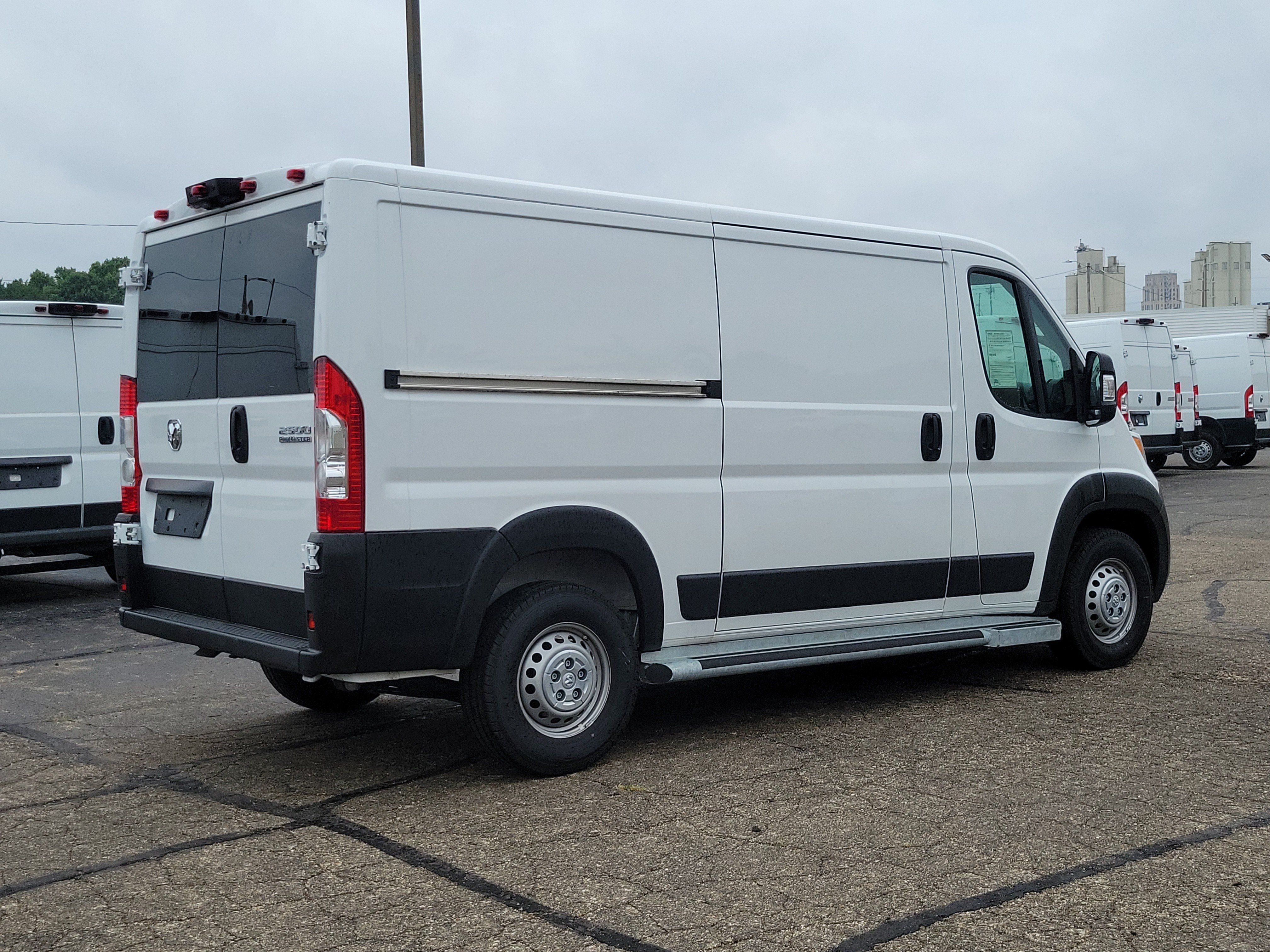 Used 2025 RAM ProMaster 2500 w/ U-Haul Equipment Group FWD image 4