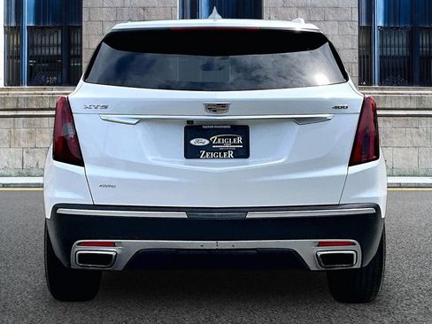 Used 2023 Cadillac XT5 Premium Luxury w/ LPO, Floor Liner Package AWD/4WD image 4