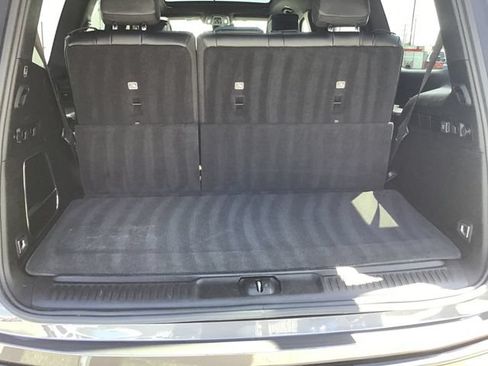 Used 2024 Jeep Wagoneer Series II AWD/4WD image 22