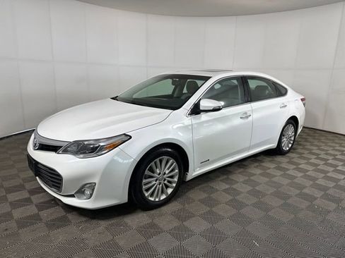 Used 2015 Toyota Avalon XLE Premium image 7