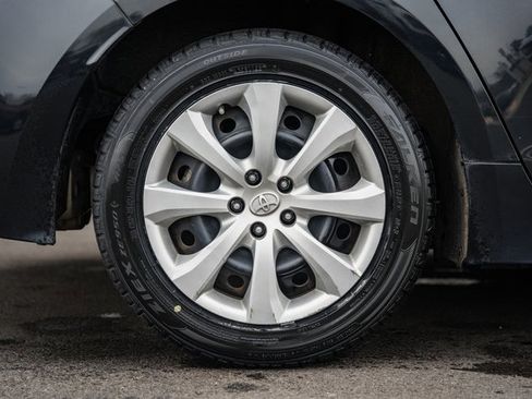 Used 2020 Toyota Corolla LE image 15