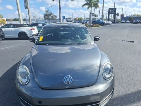 Used 2012 Volkswagen Beetle Turbo image 2