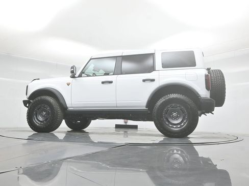 New 2025 Ford Bronco Badlands image 49