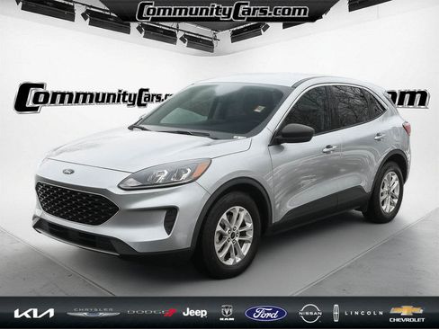 Used 2022 Ford Escape SE w/ Convenience Package image 2