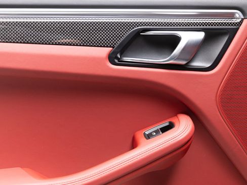 Used 2021 Porsche Macan Turbo w/ Premium Package Plus (PF0) image 49