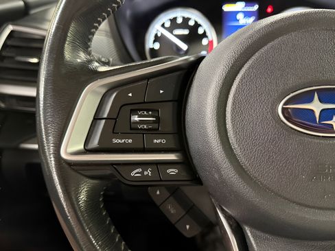 Used 2023 Subaru Forester Premium image 12