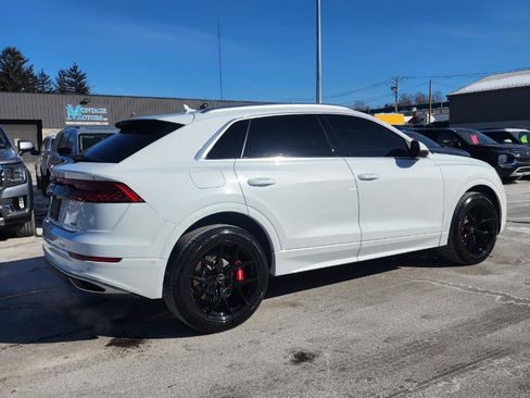 Used 2023 Audi Q8 Premium Plus w/ Premium Plus Package image 6