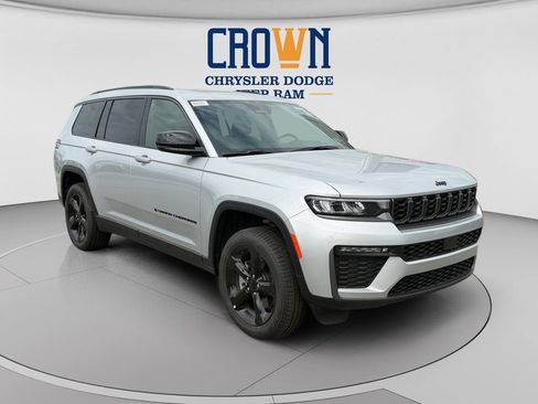 New 2026 Jeep Grand Cherokee L Limited w/ Limited Altitude Package AWD/4WD image 1