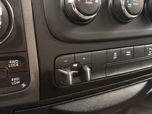 Used 2015 RAM 1500 Tradesman w/ Popular Equipment Group image 18