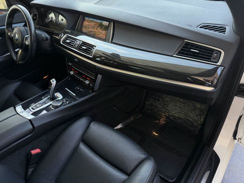Used 2015 BMW 535i Gran Turismo RWD image 24