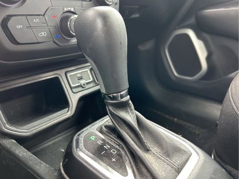 Certified 2018 Jeep Renegade Latitude image 24